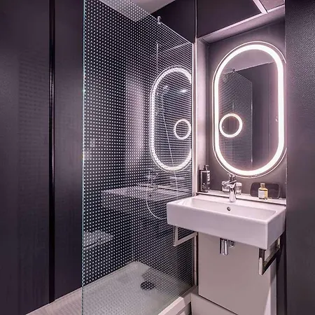 Ibis Nantes 3*