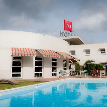 Ibis Nantes Отель Трейер