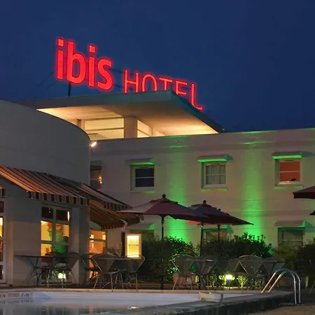 Отель Ibis Nantes