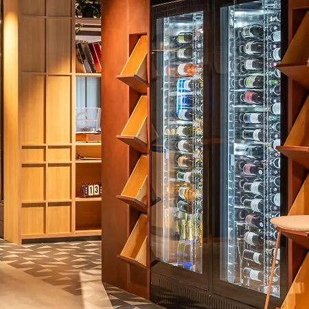 Hotel Ibis Nantes 3*