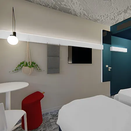 Отель Ibis Nantes Трейер