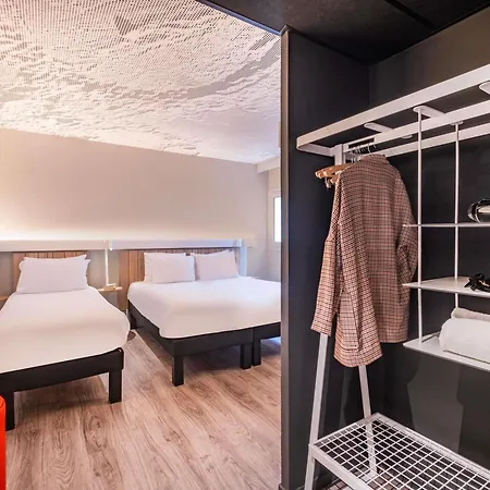 Ibis Nantes 3*