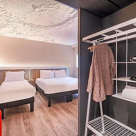 Ibis Nantes