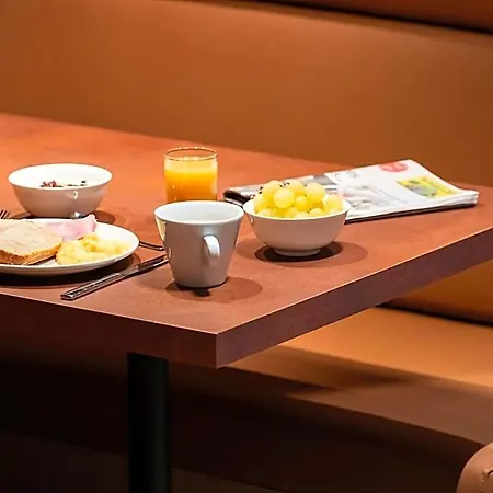Ibis Nantes Hotel Treillières