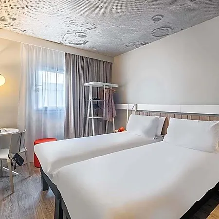 Ibis Nantes