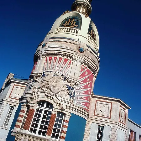 Отель Ibis Nantes Трейер