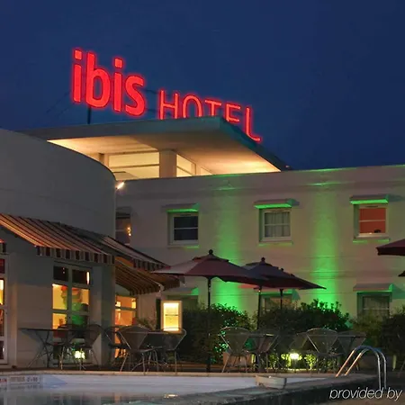 Hotel Ibis Nantes Treillières