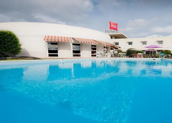 Hotel Ibis Nantes 3*