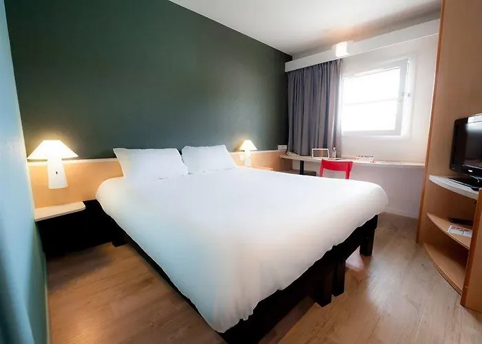 Ibis Nantes Hotel