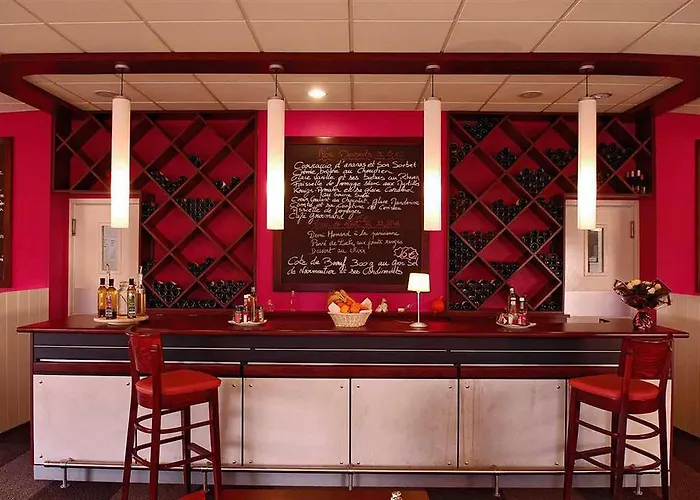 Hotel Ibis Nantes 3*